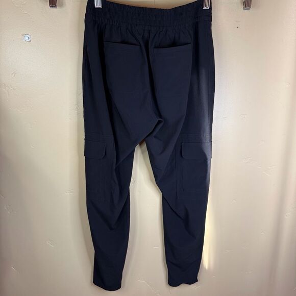 Athleta Chelsea Travel Commute‎ Cargo Black Pants Size 2 Active Street Wear - Picture 8 of 9